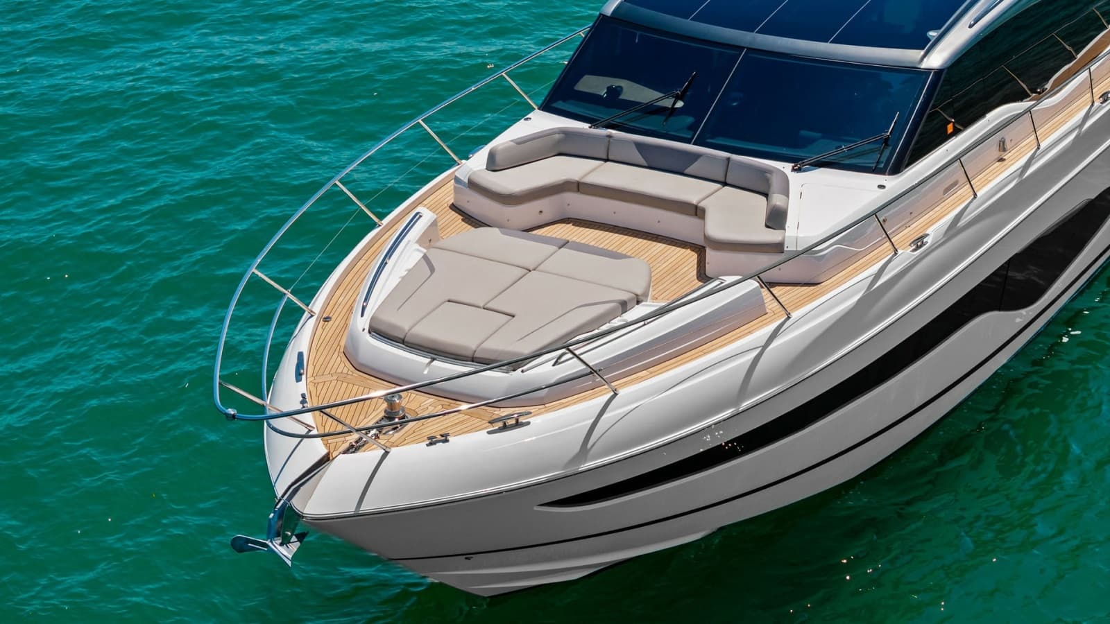 2019 Princess V65 - Photo 70