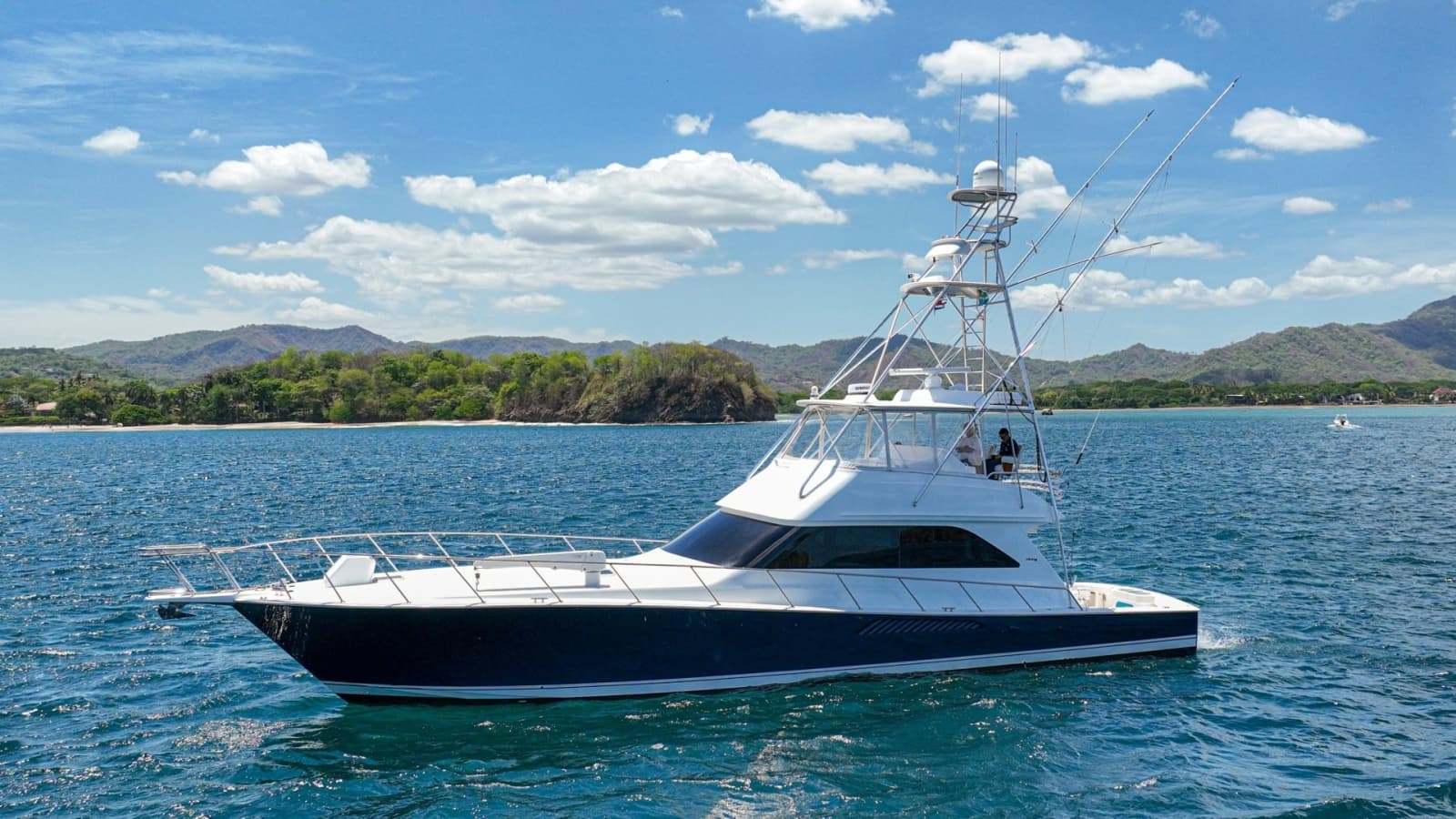2005 Viking 61 Convertible - Photo 84