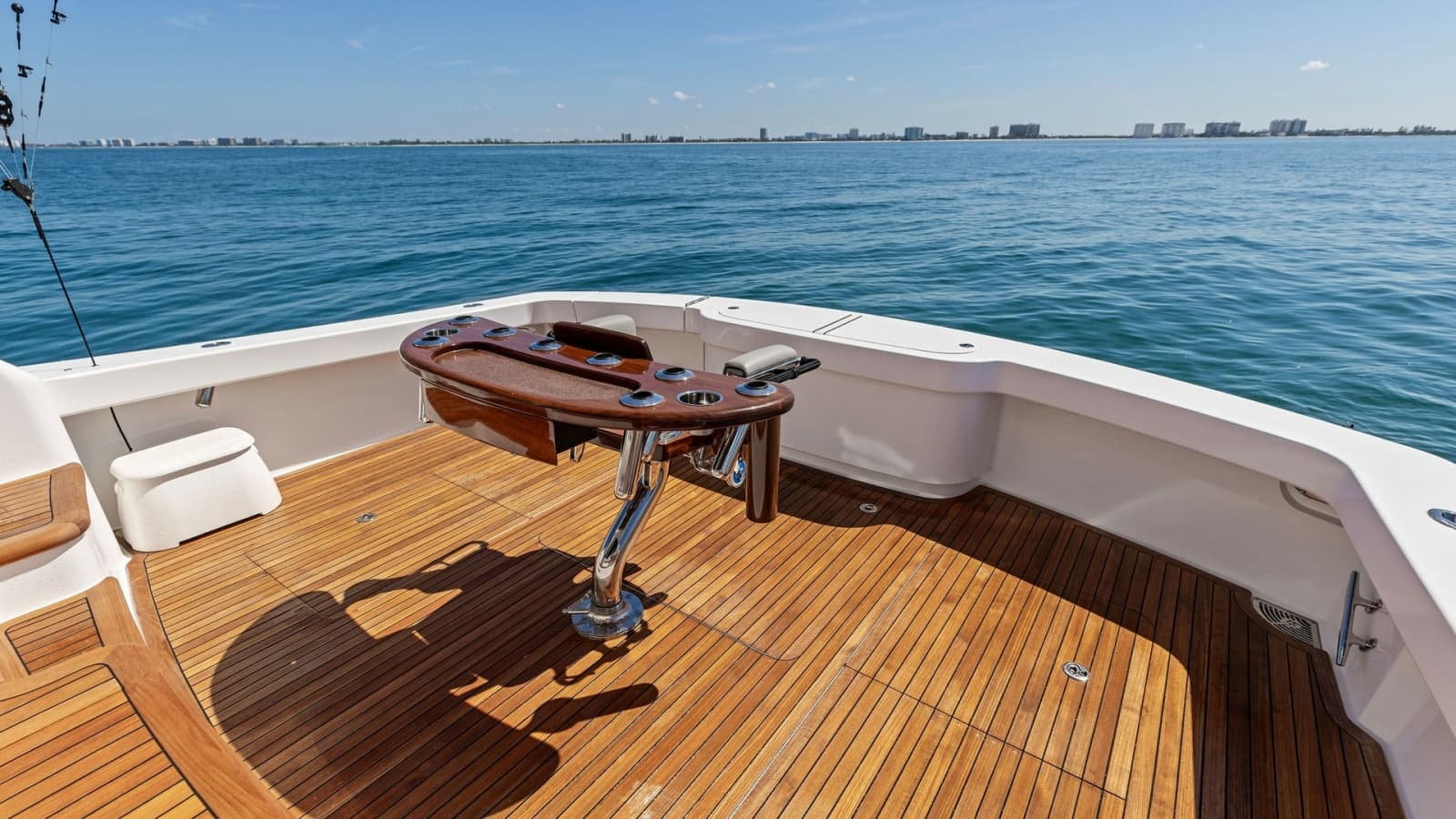 2024 Viking 54 Convertible - Photo 14
