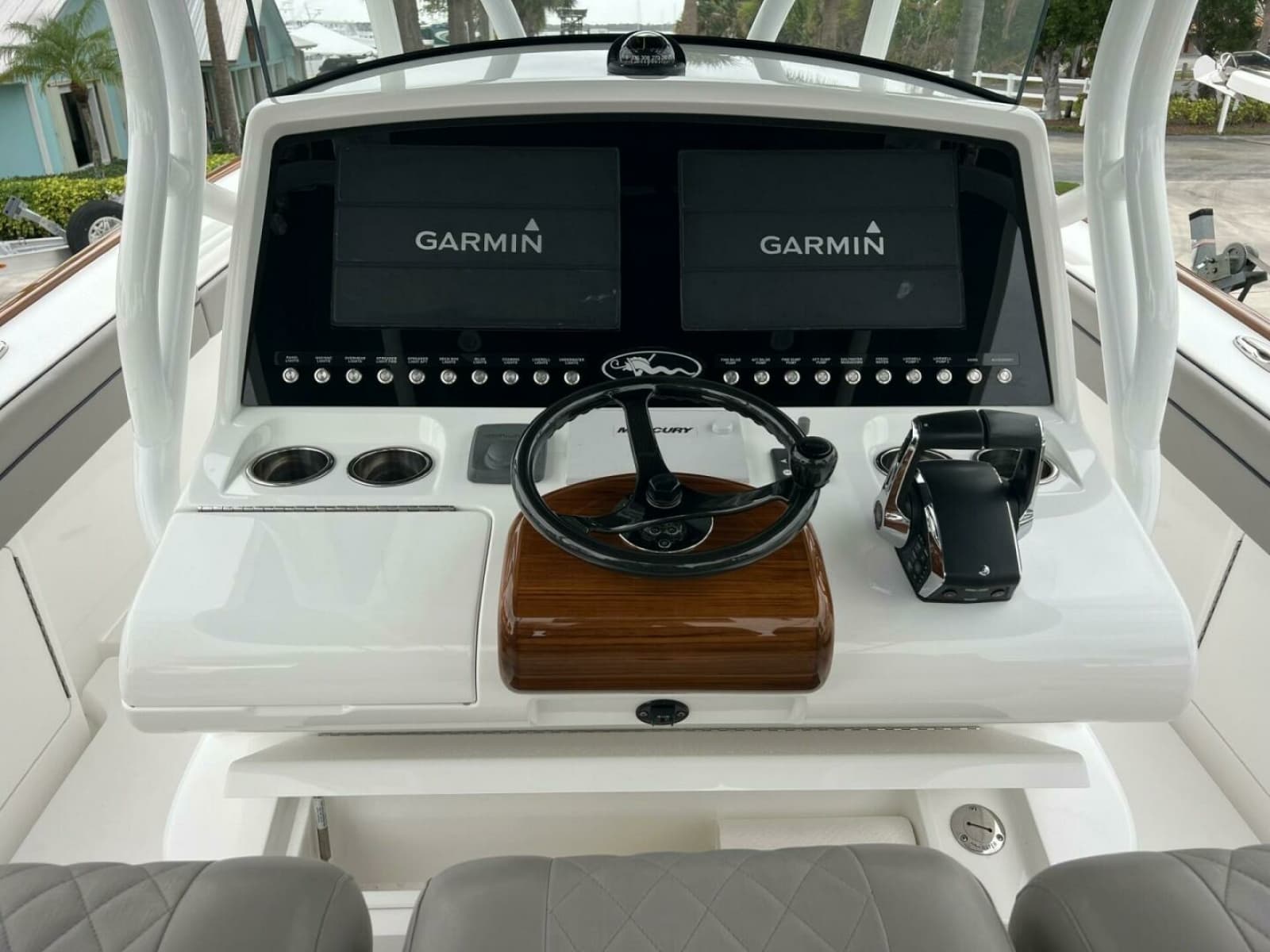 2023 Valhalla Boatworks V-33 - Photo 18