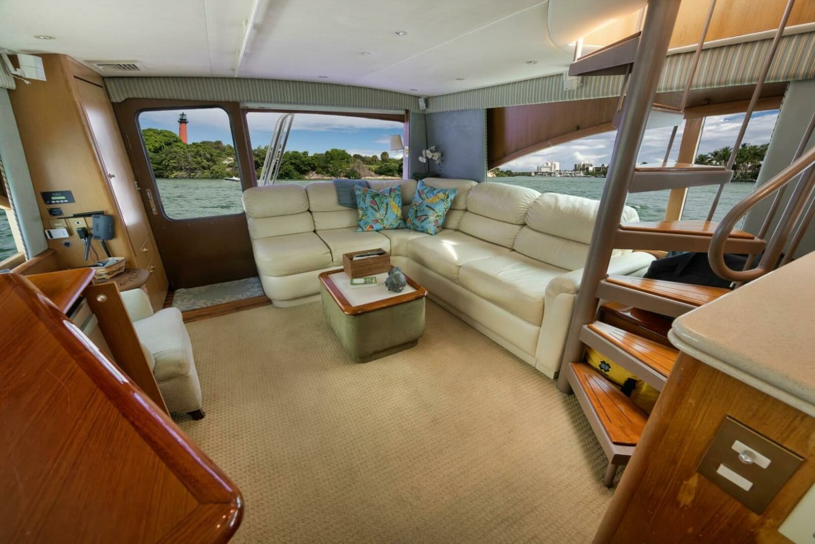 2004 Ocean Yachts 57 Enclosed Bridge Convertible - Photo 3