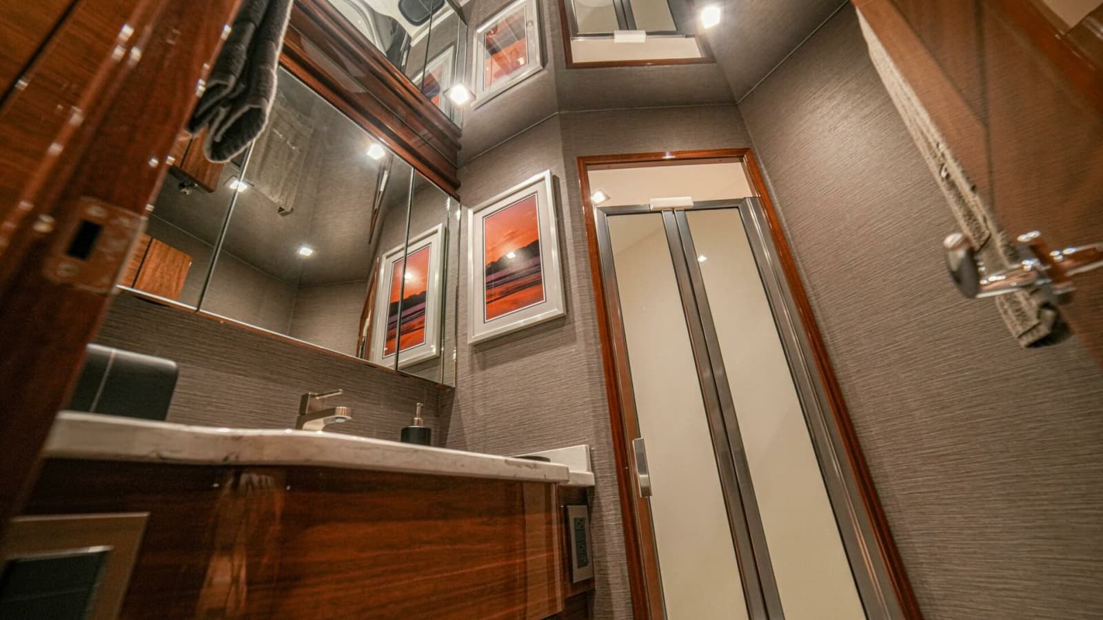 2023 Viking 72 Convertible - Photo 59