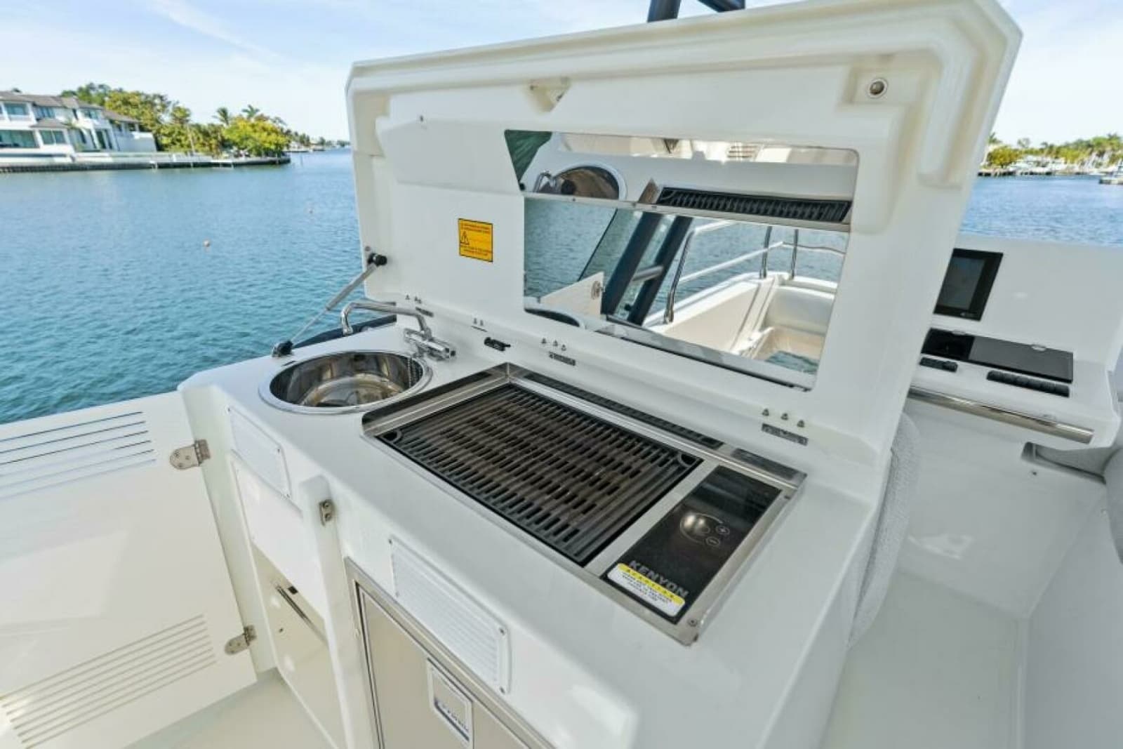 2020 Prestige 520 Flybridge - Photo 51