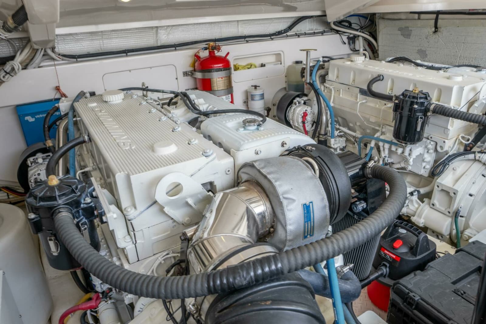 2015 Tiara Yachts 4300 Open - Photo 26