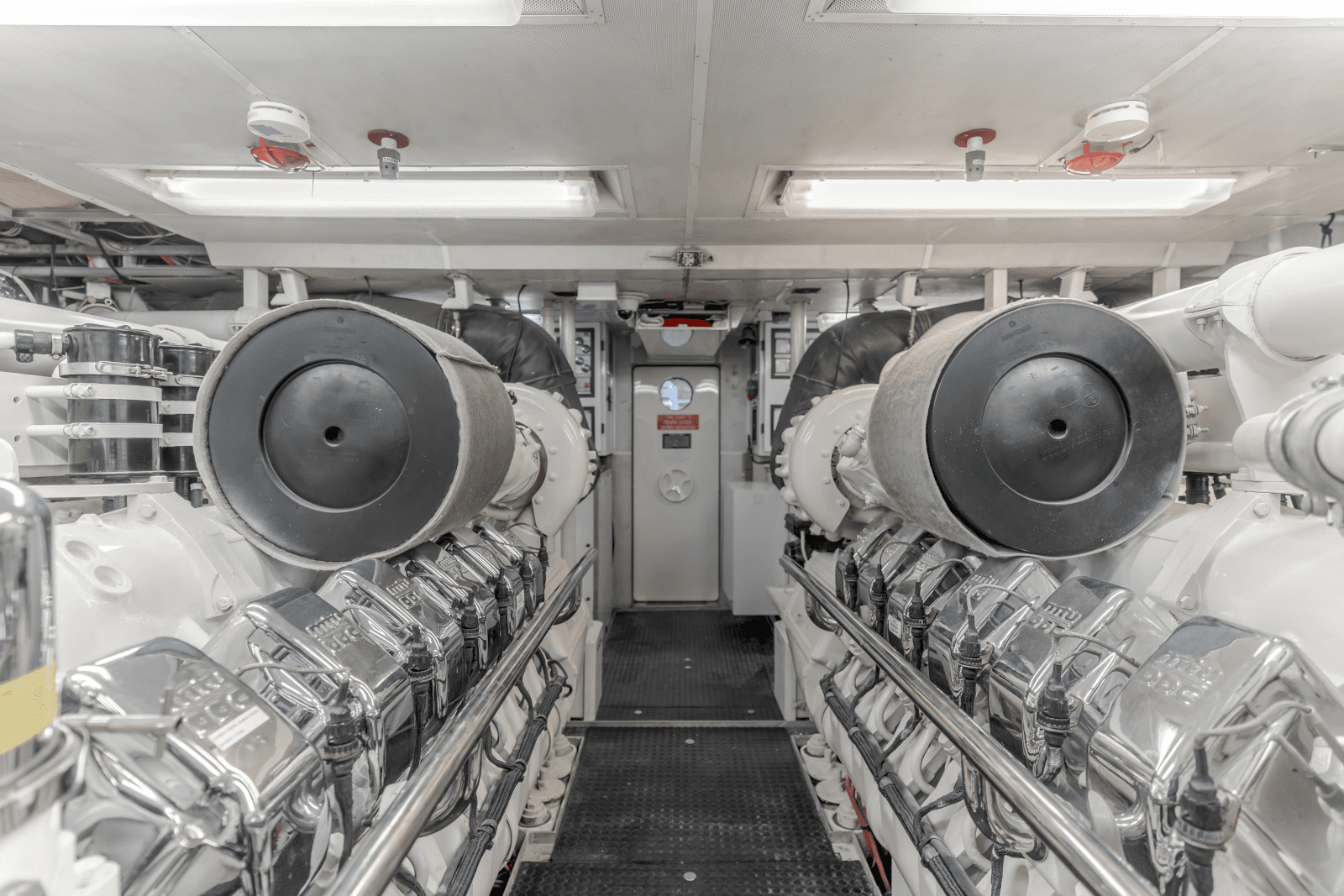 2002 Destiny 104 Raised Pilothouse - Photo 67