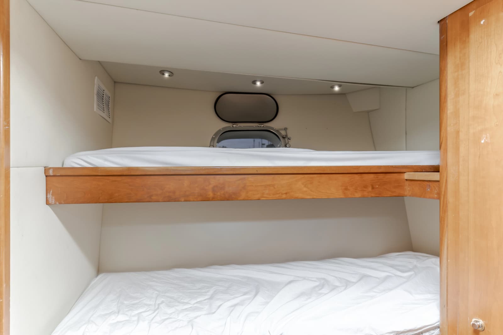 2002 Destiny 104 Raised Pilothouse - Photo 56