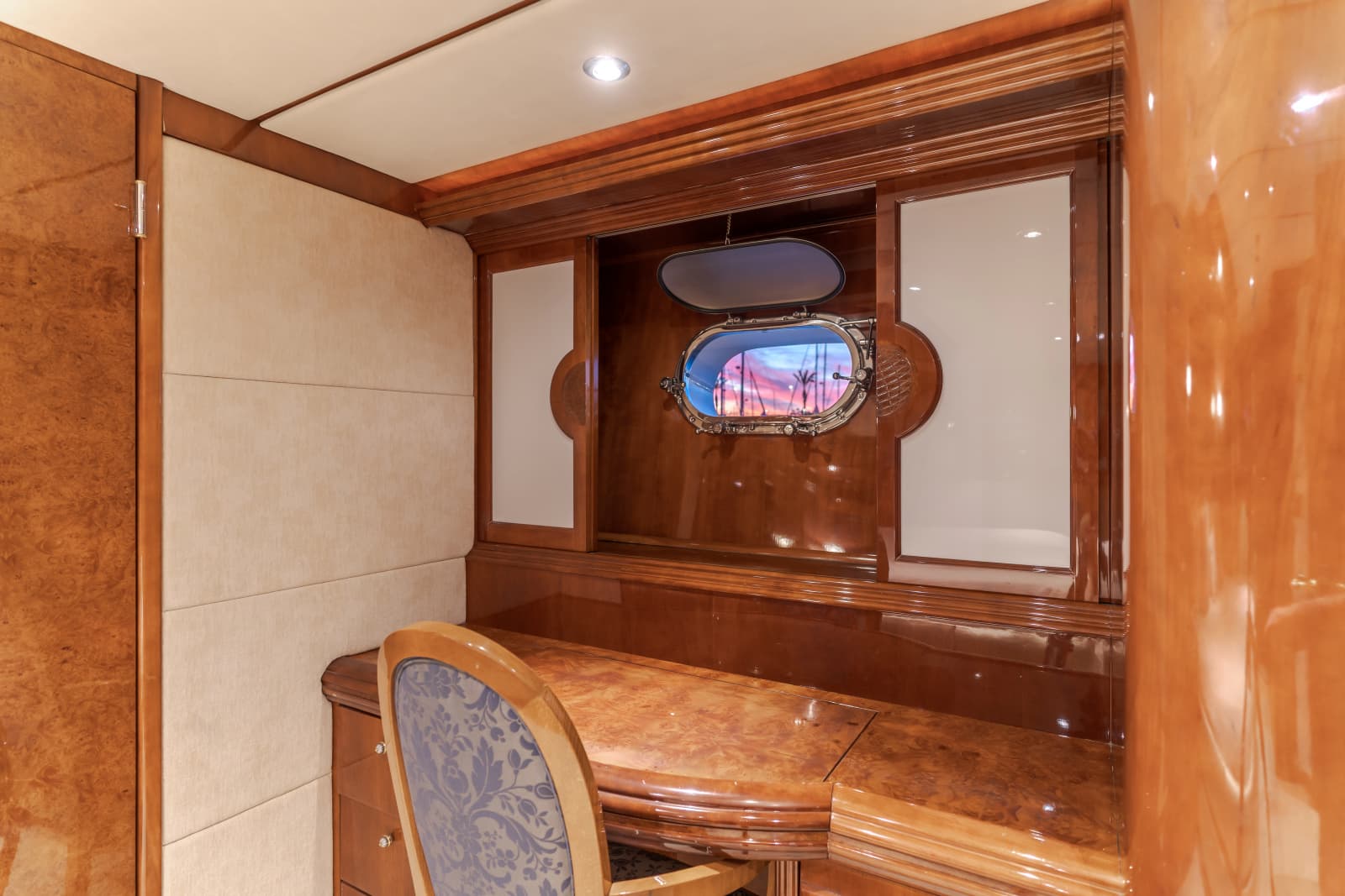 2002 Destiny 104 Raised Pilothouse - Photo 45