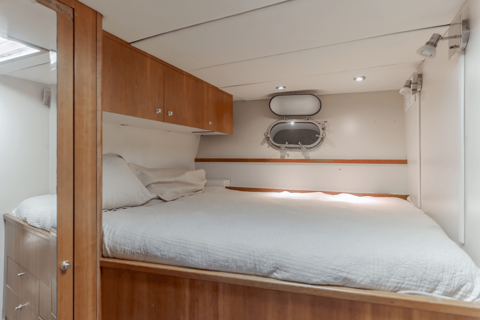 2002 Destiny 104 Raised Pilothouse - Photo 55