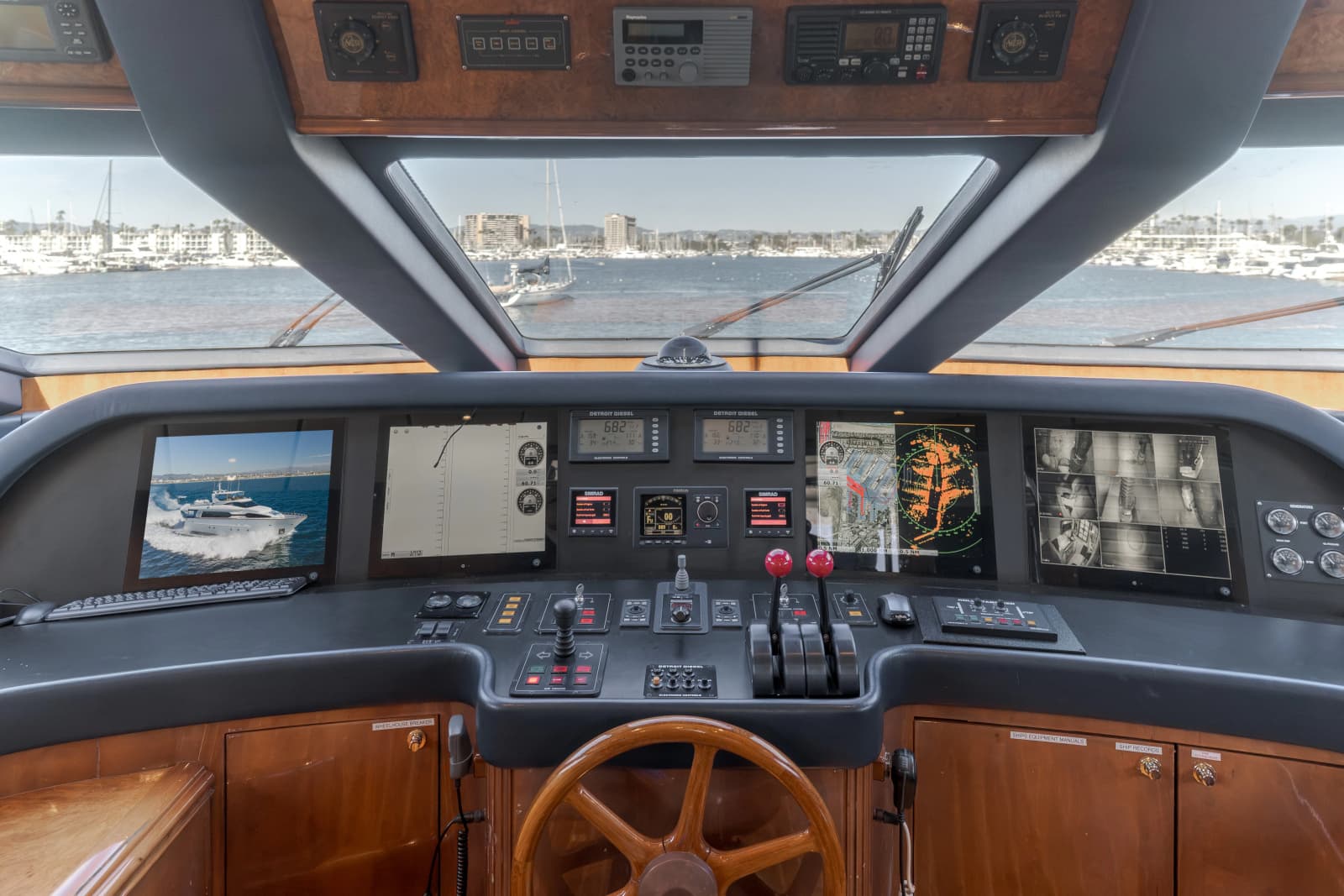 2002 Destiny 104 Raised Pilothouse - Photo 34
