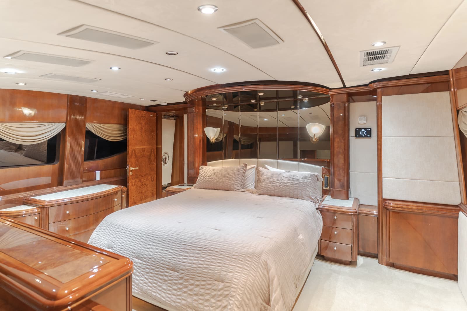 2002 Destiny 104 Raised Pilothouse - Photo 38