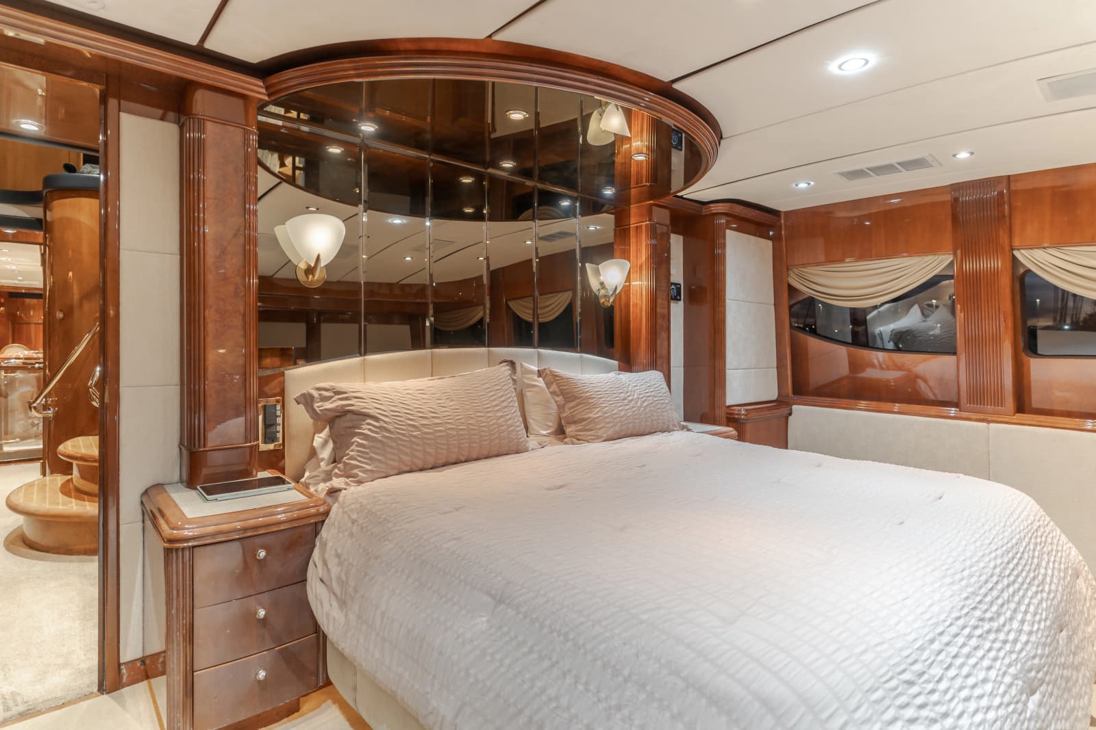 2002 Destiny 104 Raised Pilothouse - Photo 40