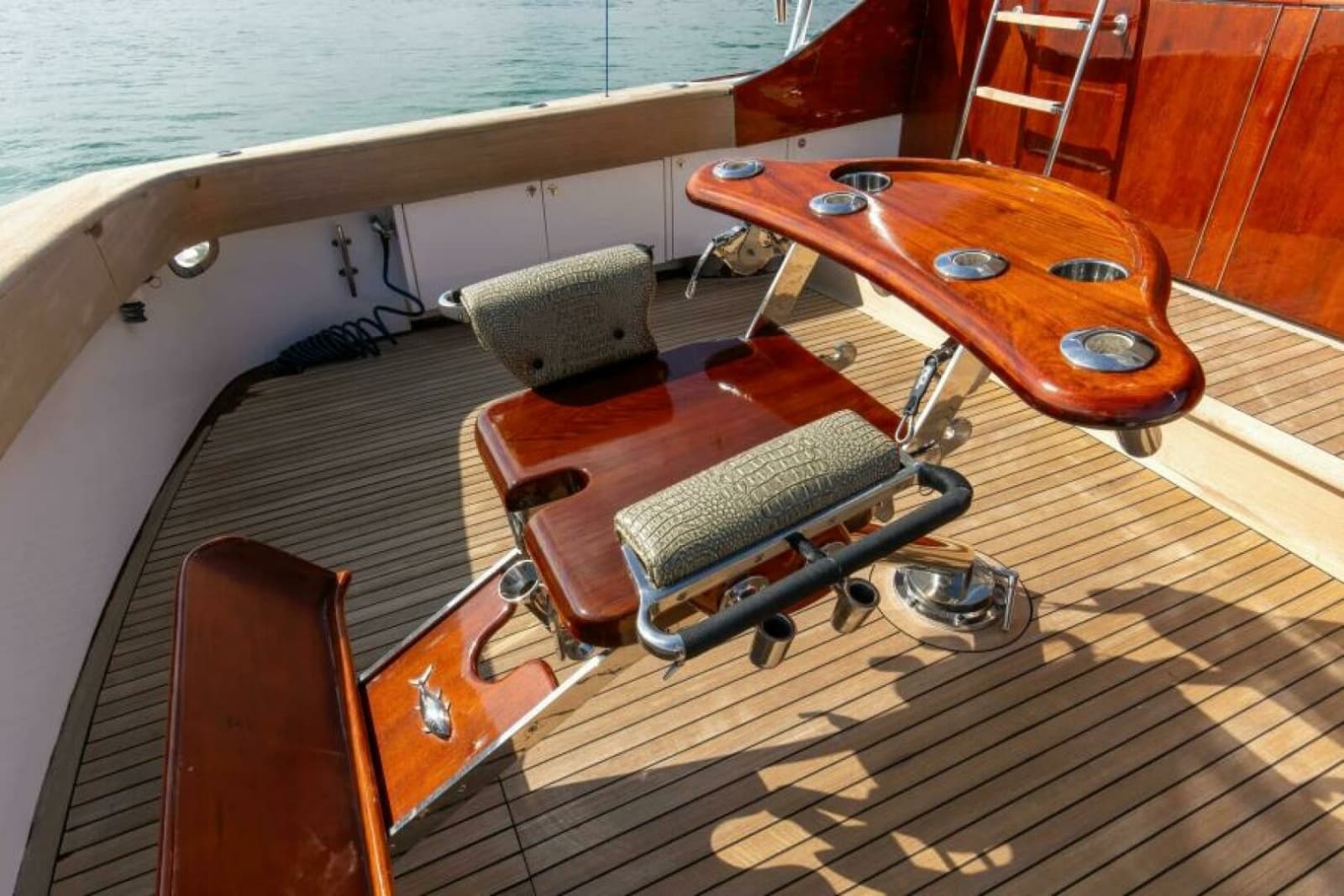 2004 Ebony Custom Sportfish 65 Convertible - Photo 34