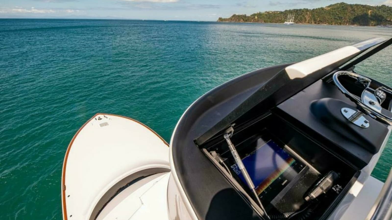 2023 Viking 64 Convertible - Photo 50