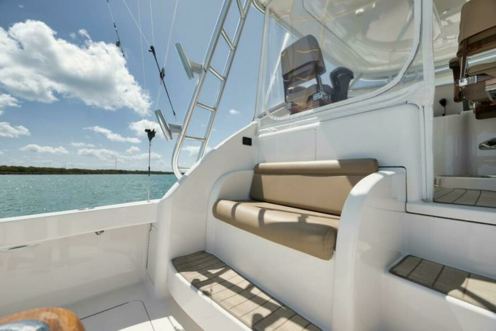 2015 Viking 42 Open - Photo 16