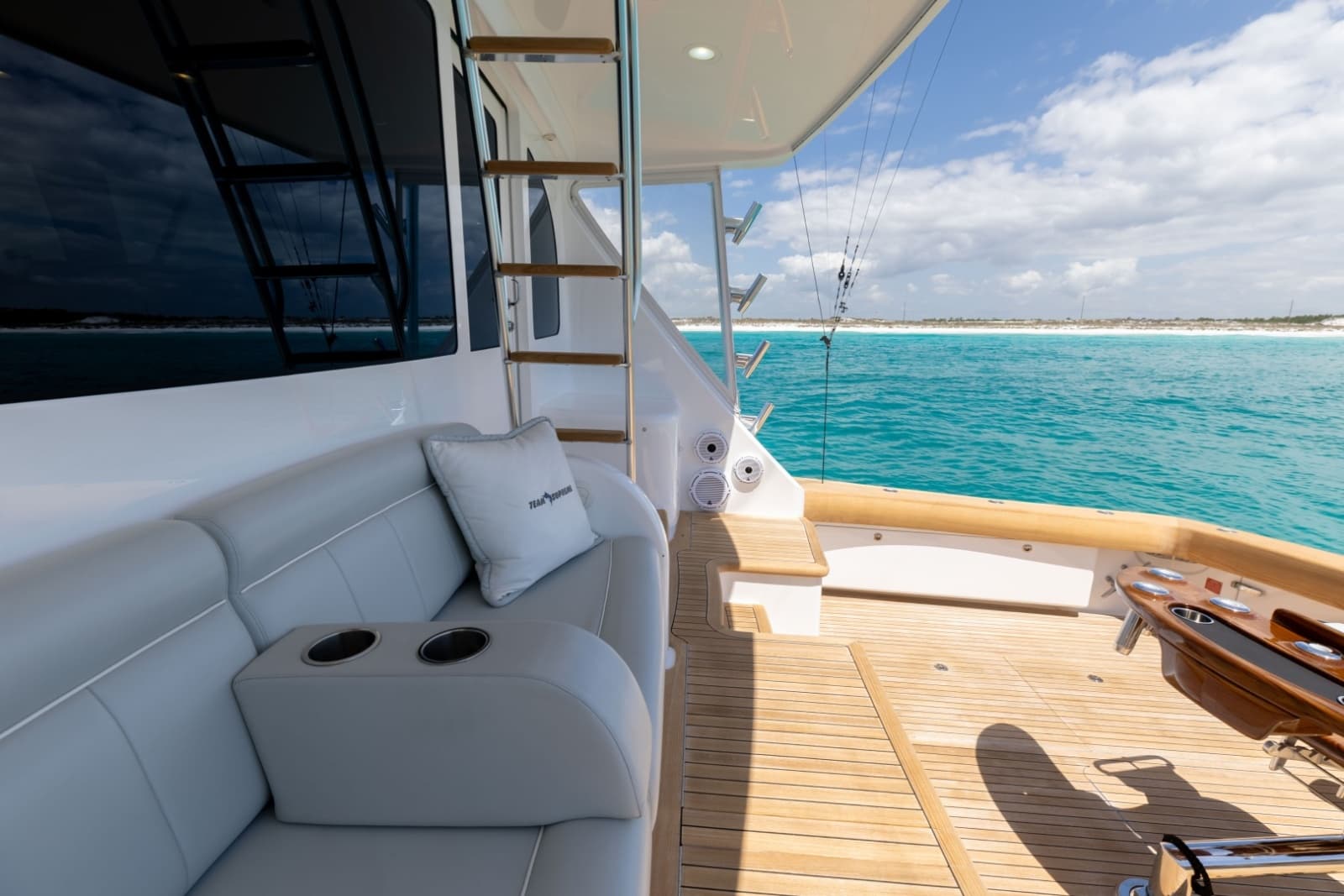 2023 Viking 72 Convertible - Photo 93