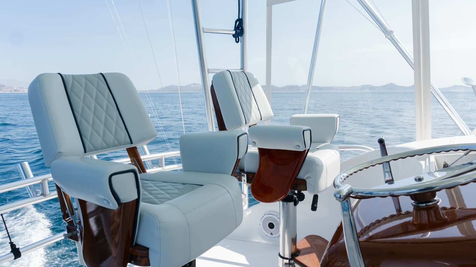 2009 Viking 50 Convertible - Photo 14
