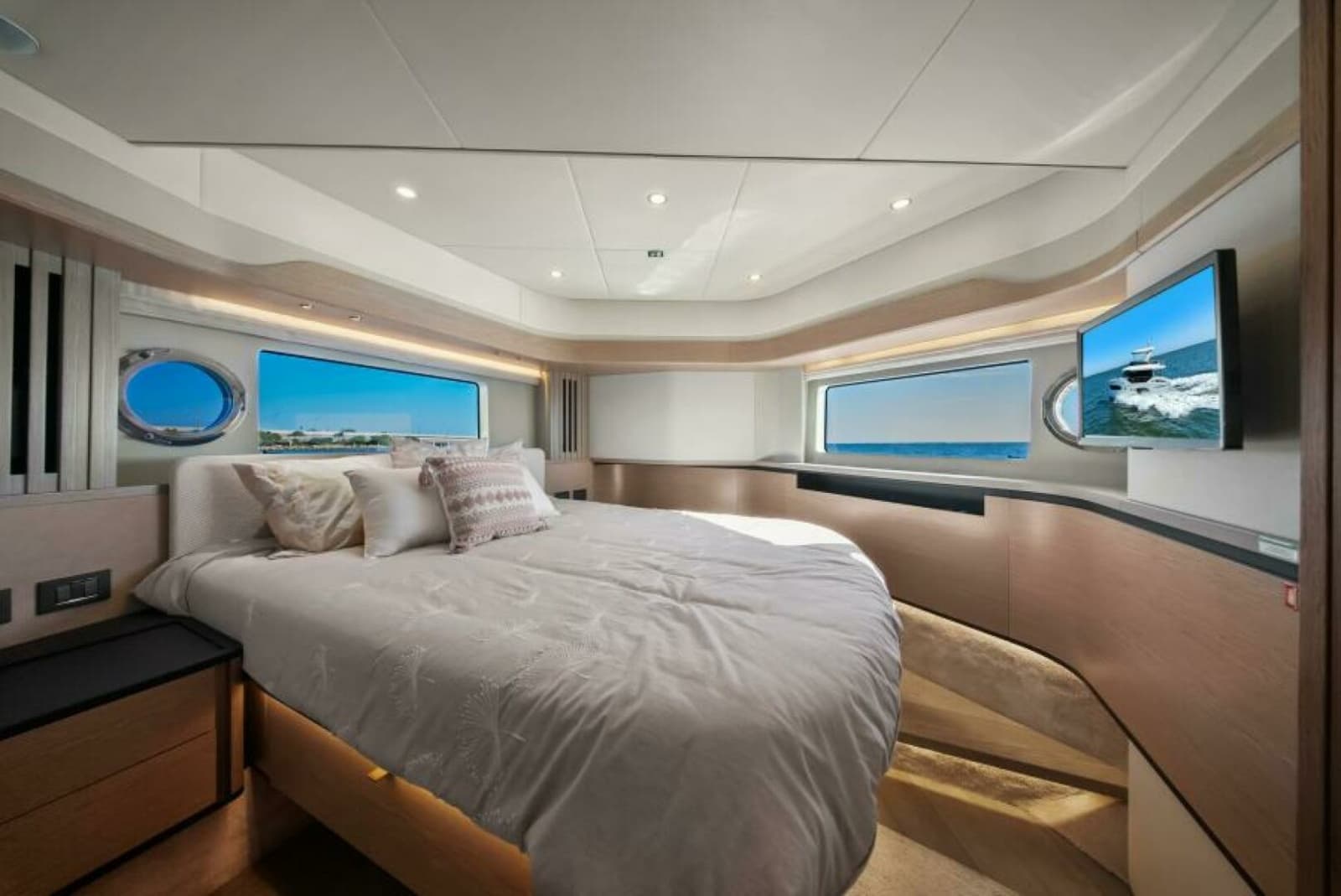 2025 Absolute Navetta 53 - Photo 20