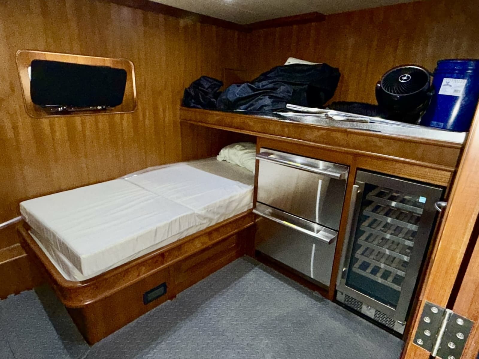 2012 Alaskan 70 Motor Yacht - Photo 73