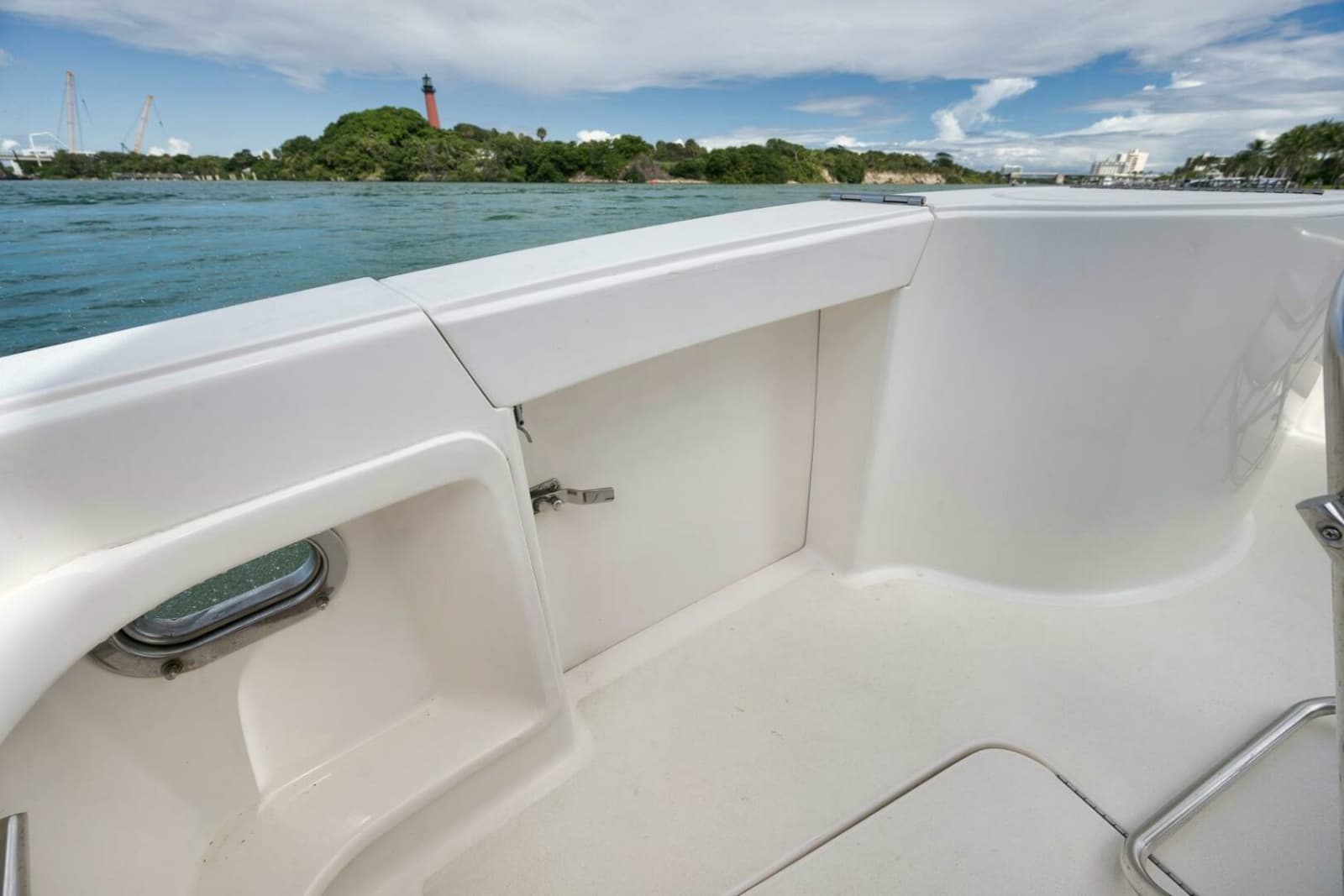 2004 Ocean Yachts 57 Enclosed Bridge Convertible - Photo 20
