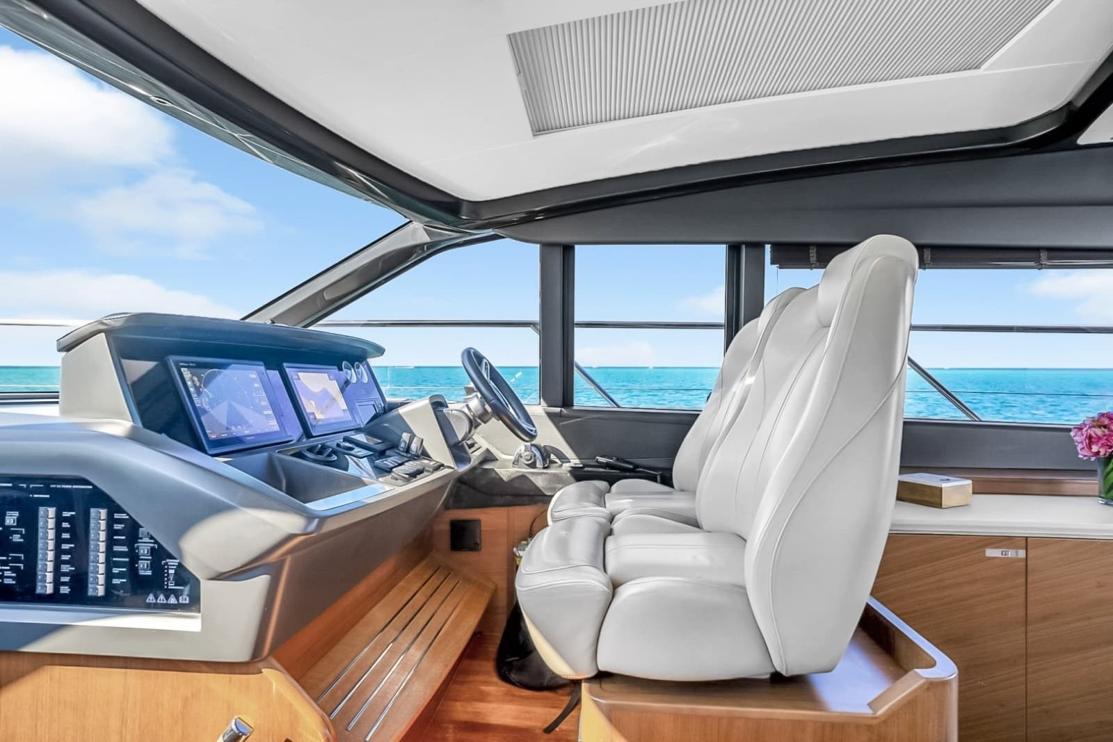 2016 Princess V58 - Photo 13
