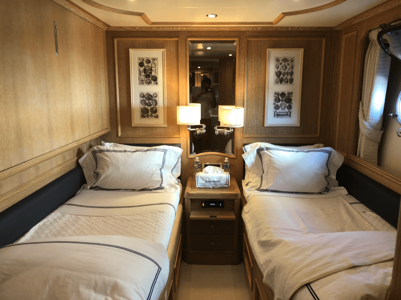 2004 Benetti Cockpit - Photo 18