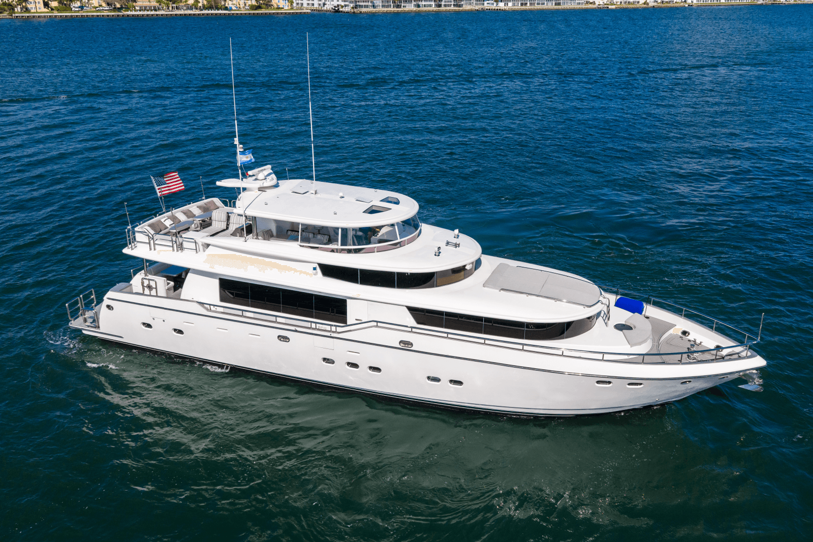 2005 Johnson 87' Motor Yacht - Photo 6