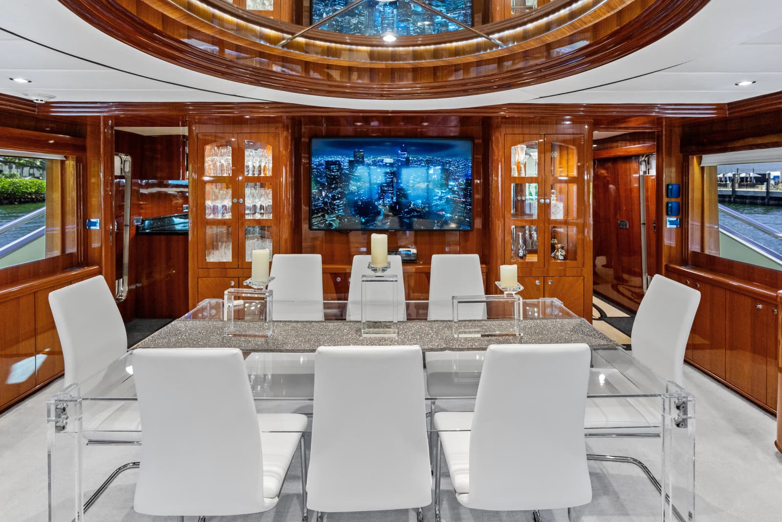 2005 Johnson 87' Motor Yacht - Photo 43