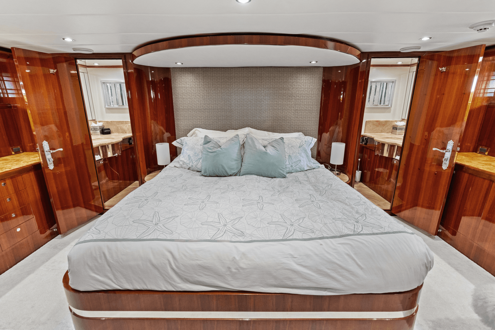 2005 Johnson 87' Motor Yacht - Photo 65