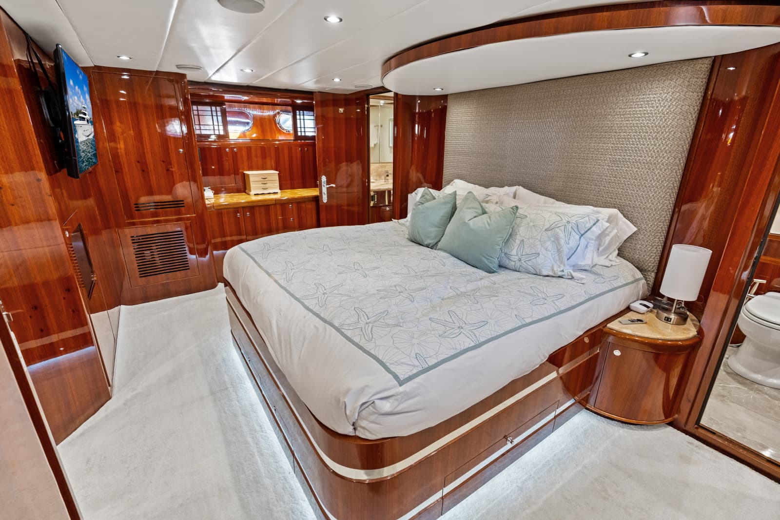 2005 Johnson 87' Motor Yacht - Photo 64