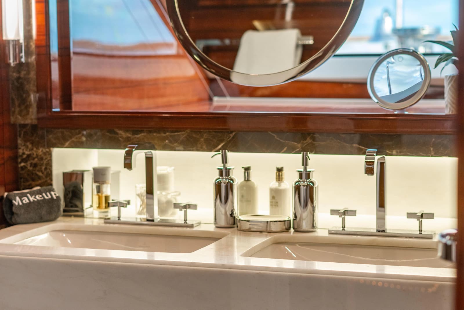 2011 Benetti Classic 121 - Photo 33
