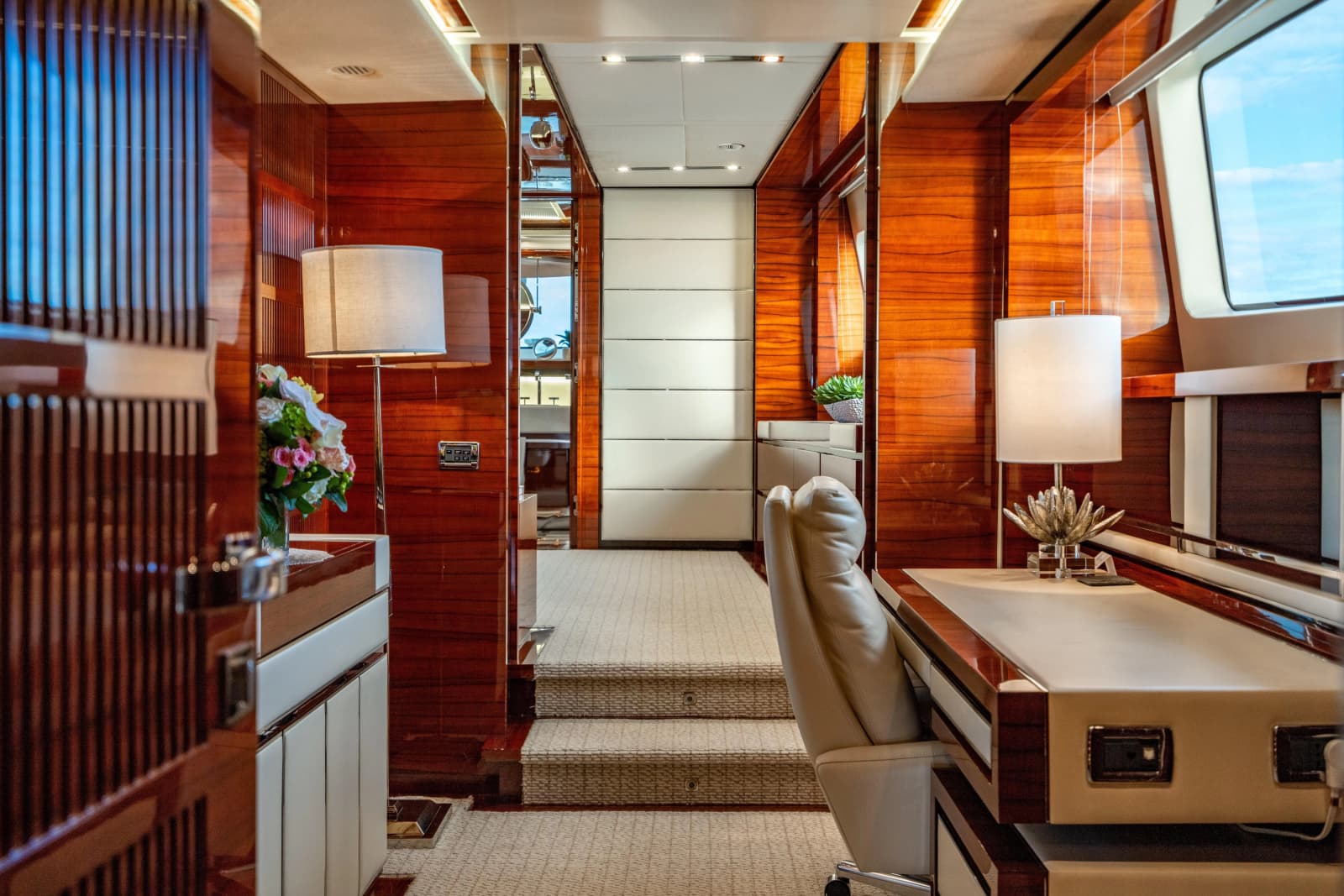 2011 Benetti Classic 121 - Photo 24