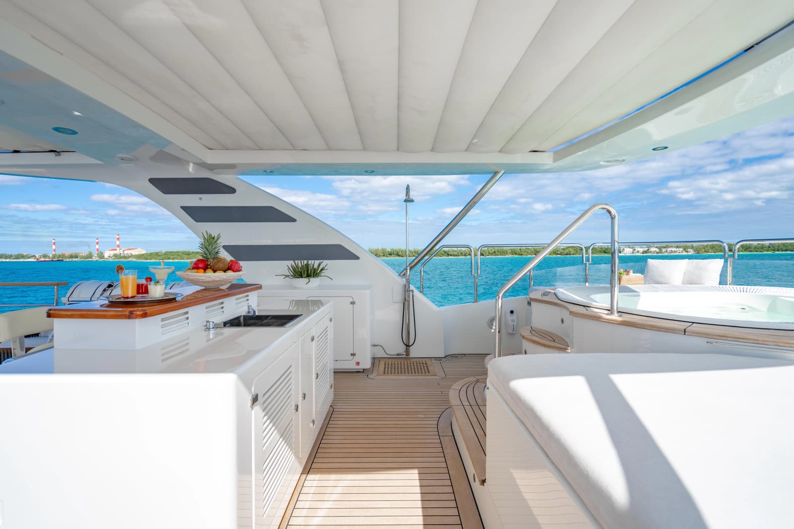 2011 Benetti Classic 121 - Photo 93