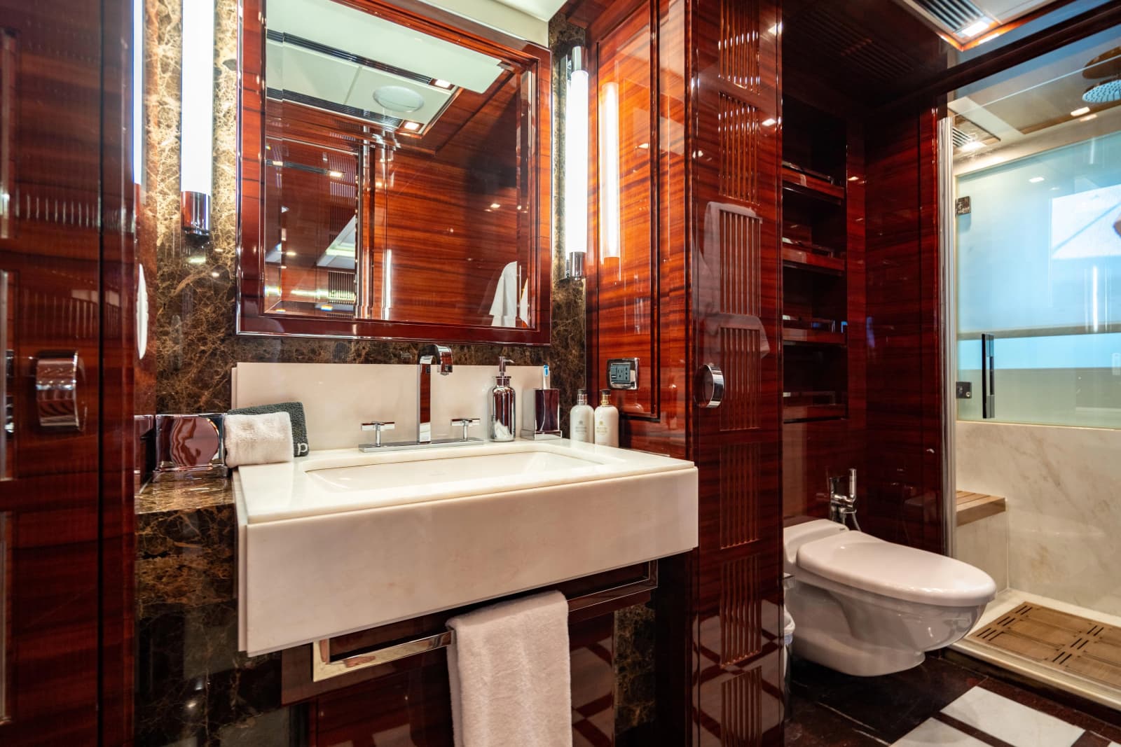 2011 Benetti Classic 121 - Photo 46
