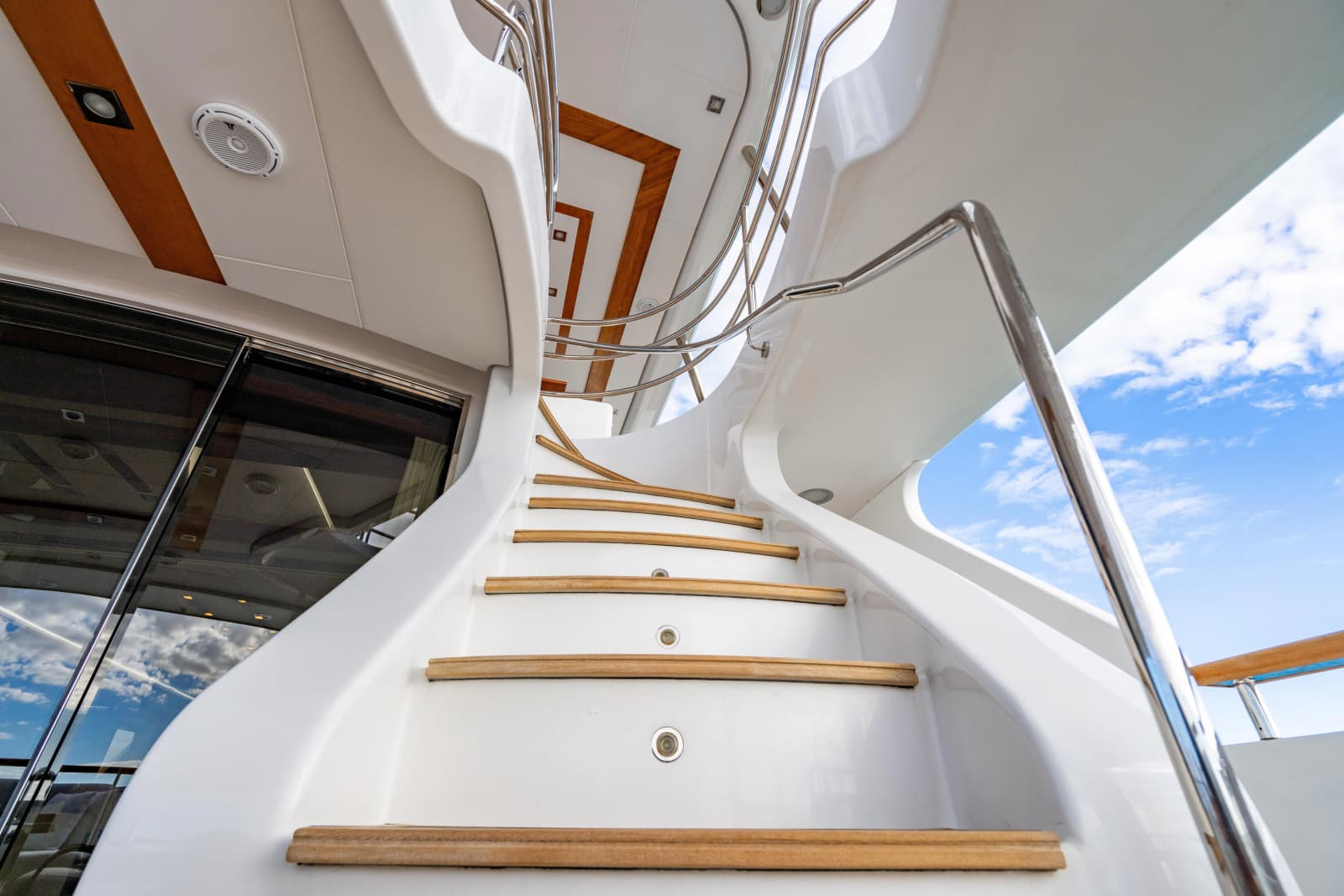 2011 Benetti Classic 121 - Photo 58