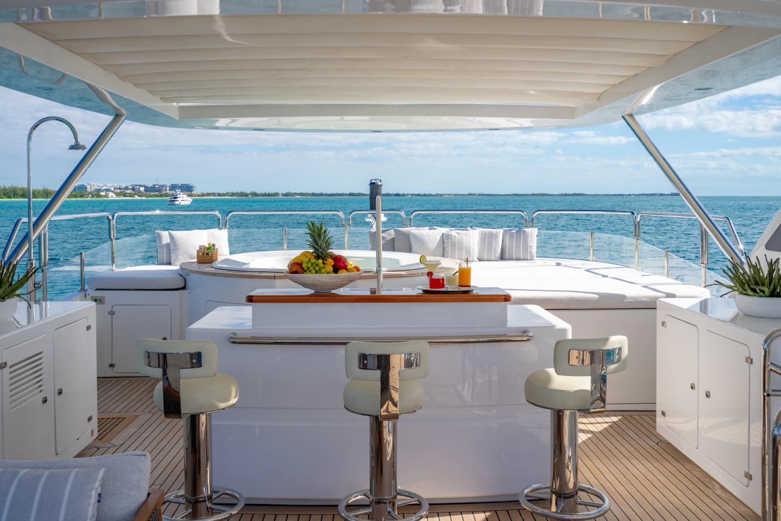 2011 Benetti Classic 121 - Photo 92