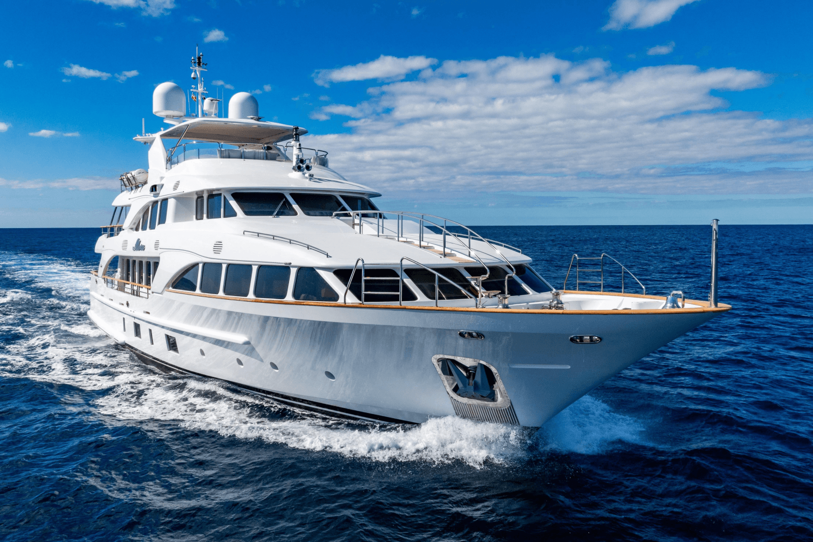 2011 Benetti Classic 121 - Photo 3