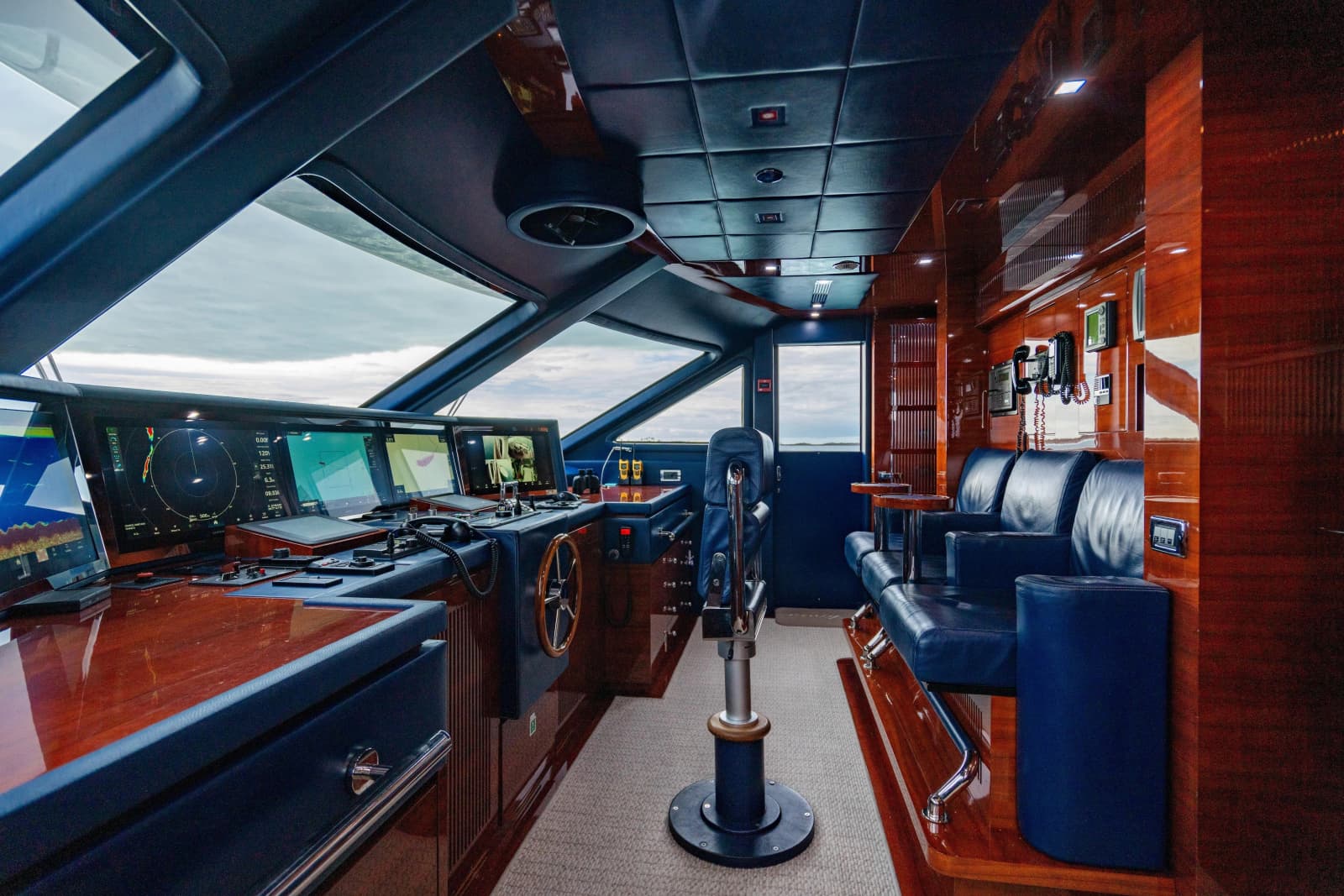 2011 Benetti Classic 121 - Photo 80