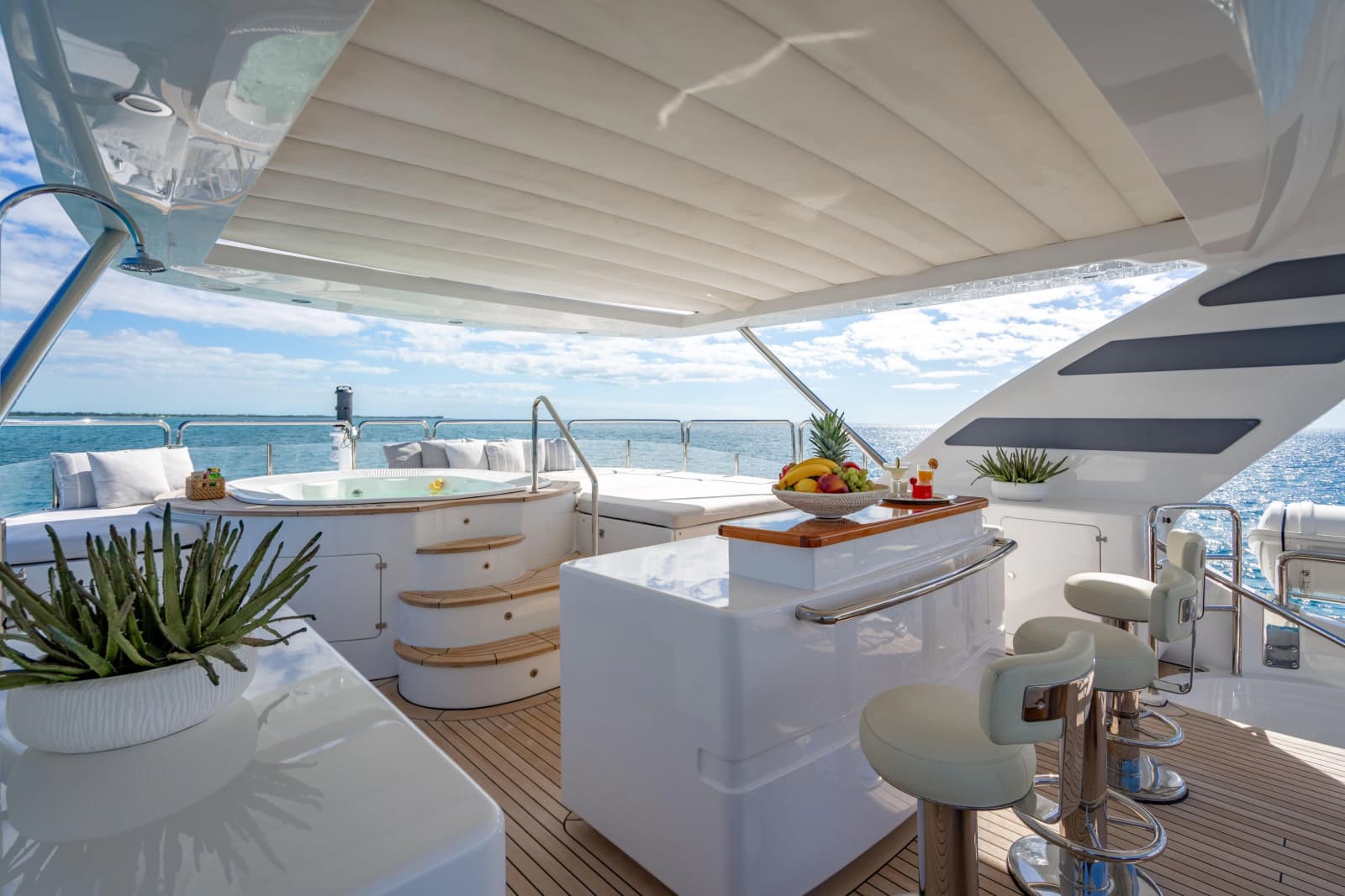 2011 Benetti Classic 121 - Photo 91