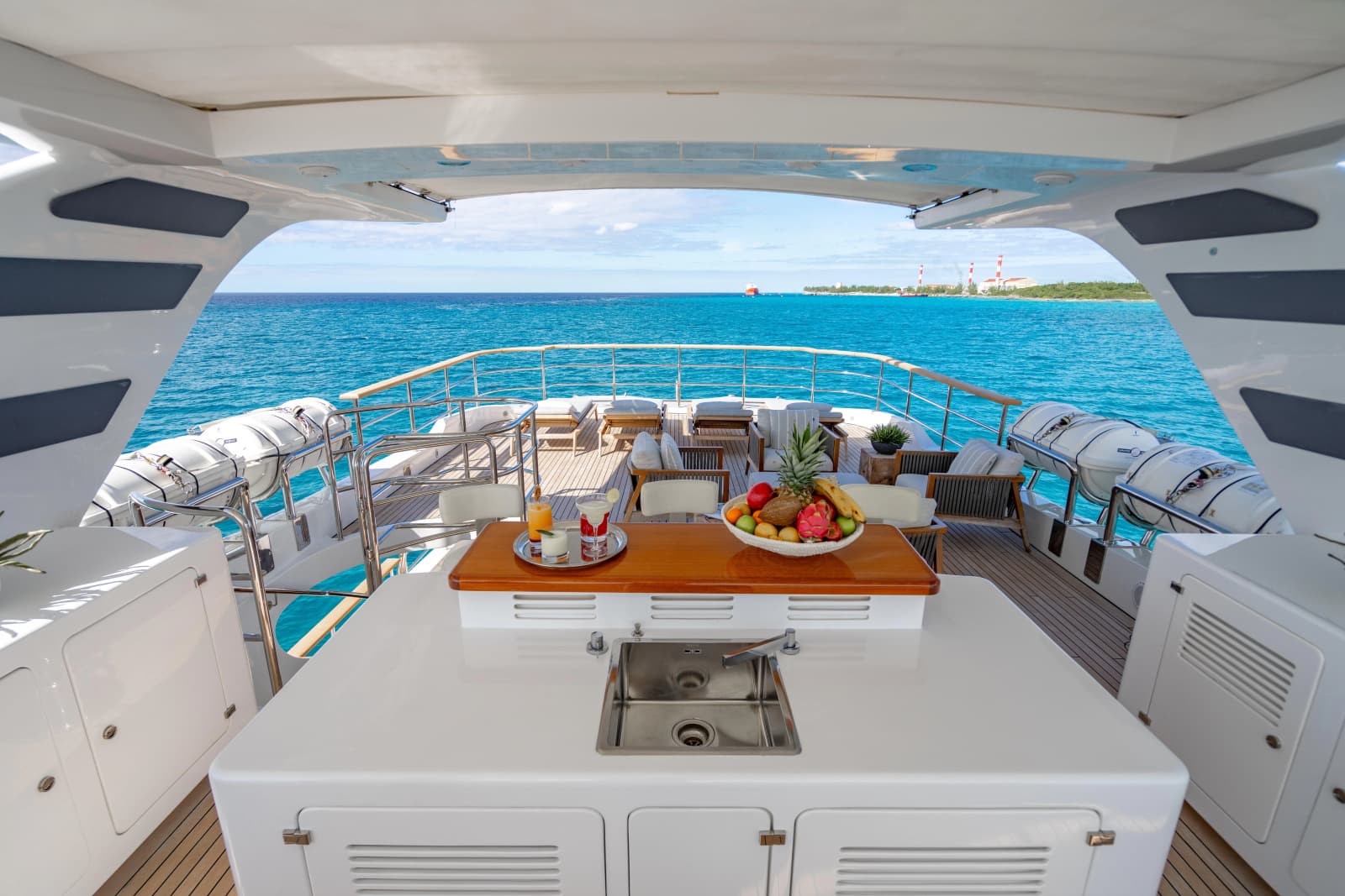 2011 Benetti Classic 121 - Photo 94