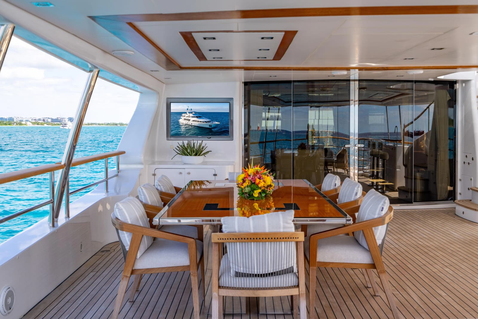 2011 Benetti Classic 121 - Photo 64
