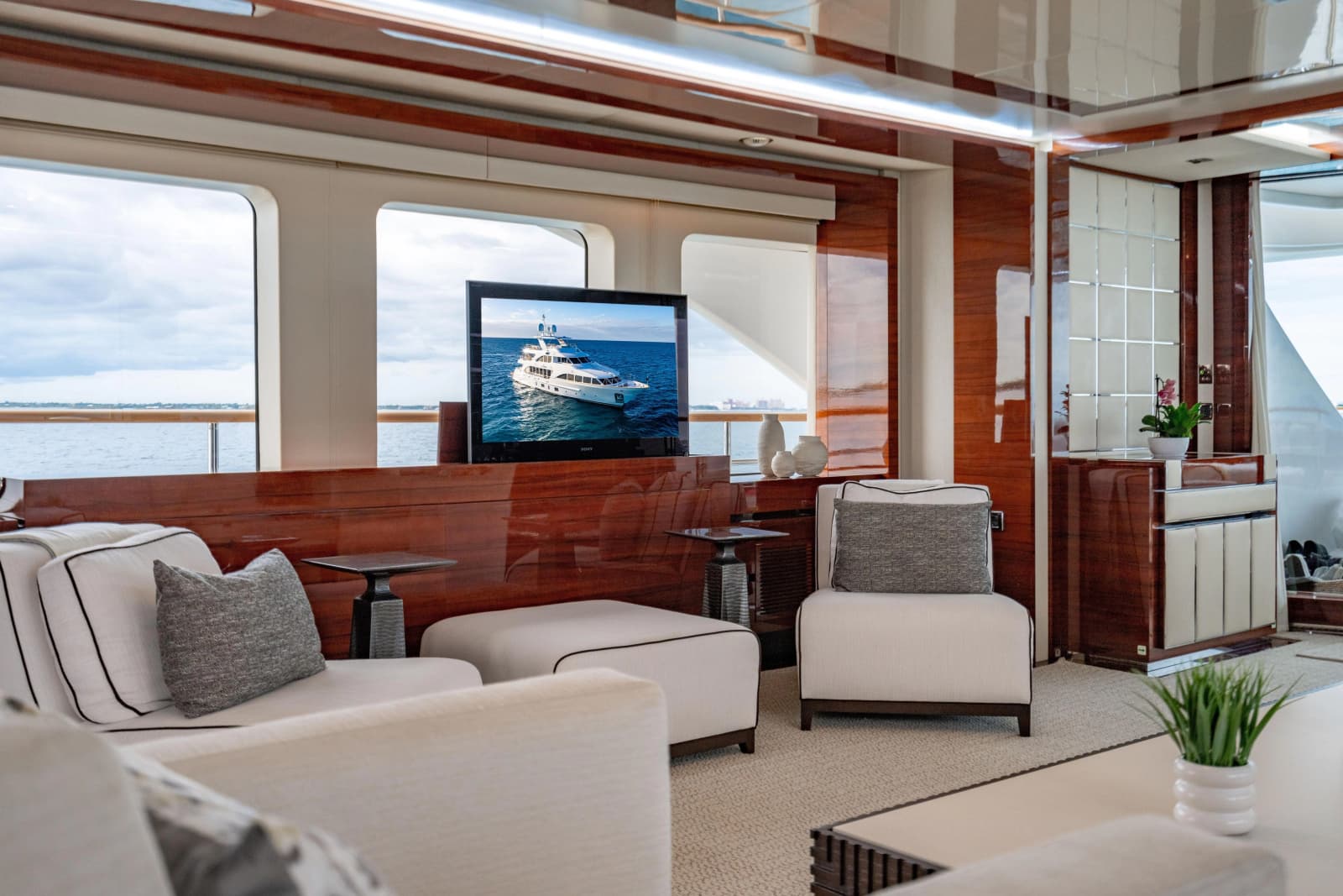 2011 Benetti Classic 121 - Photo 13