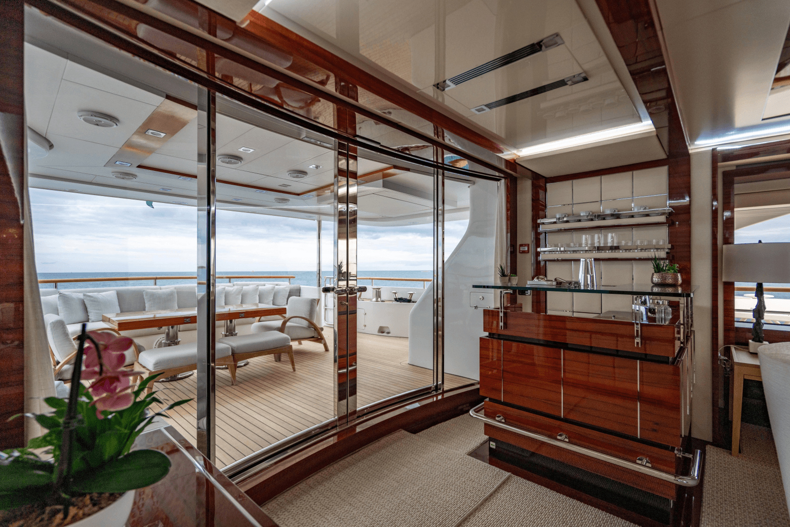 2011 Benetti Classic 121 - Photo 11