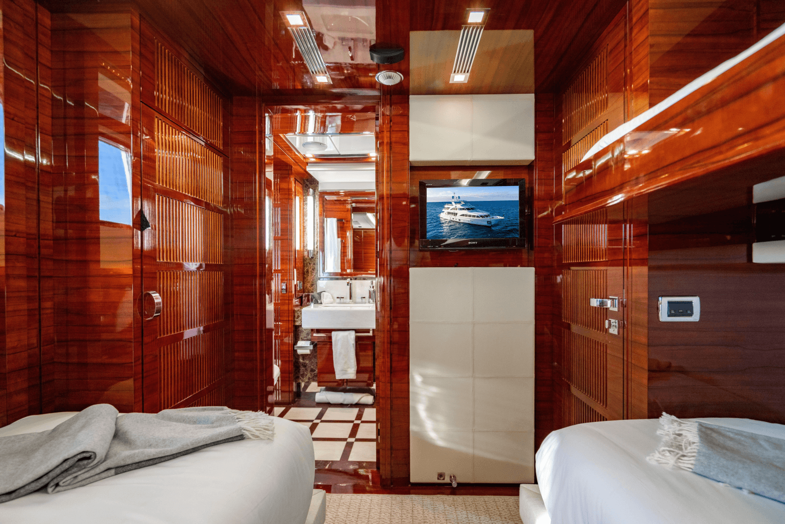 2011 Benetti Classic 121 - Photo 56
