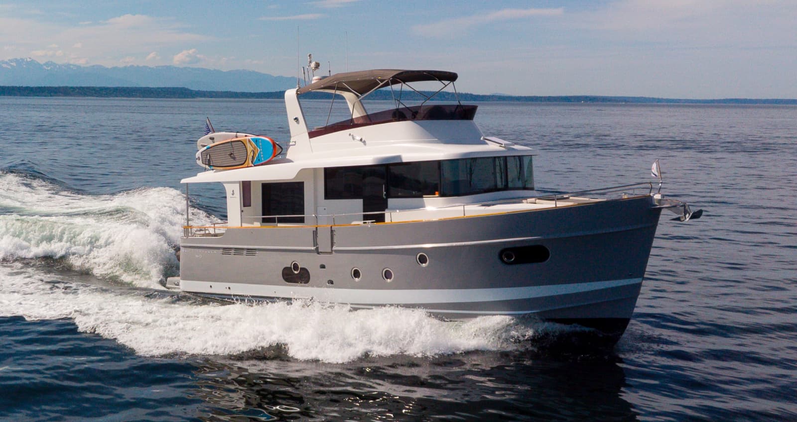 2017 Beneteau Swift Trawler 50 - Photo 2