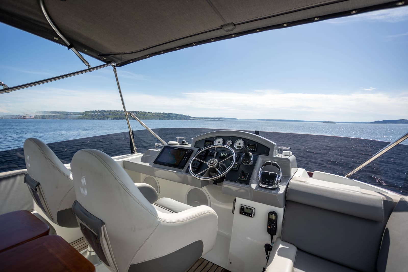 2017 Beneteau Swift Trawler 50 - Photo 14