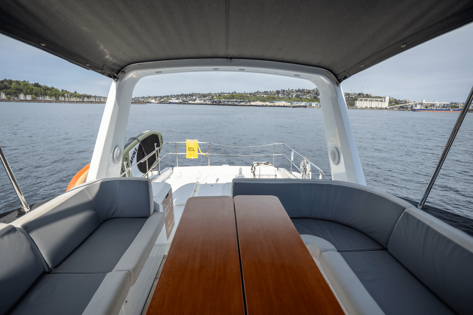 2017 Beneteau Swift Trawler 50 - Photo 16