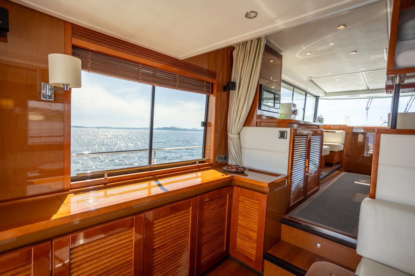 2017 Beneteau Swift Trawler 50 - Photo 20