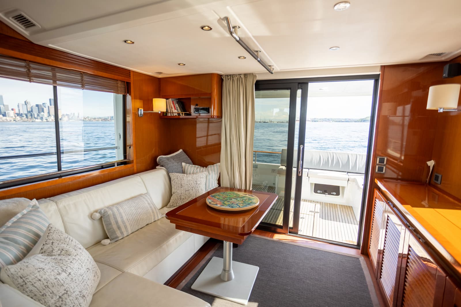 2017 Beneteau Swift Trawler 50 - Photo 17