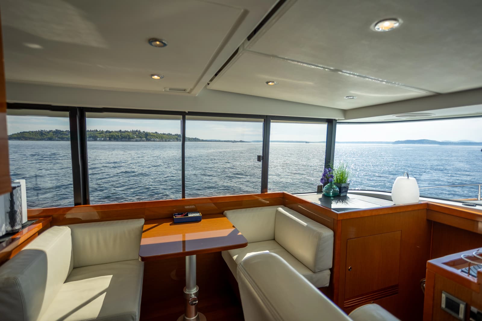 2017 Beneteau Swift Trawler 50 - Photo 25