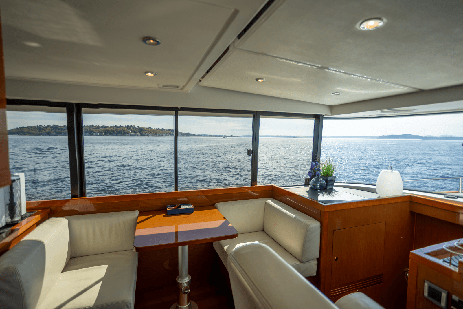 2017 Beneteau Swift Trawler 50 - Photo 25
